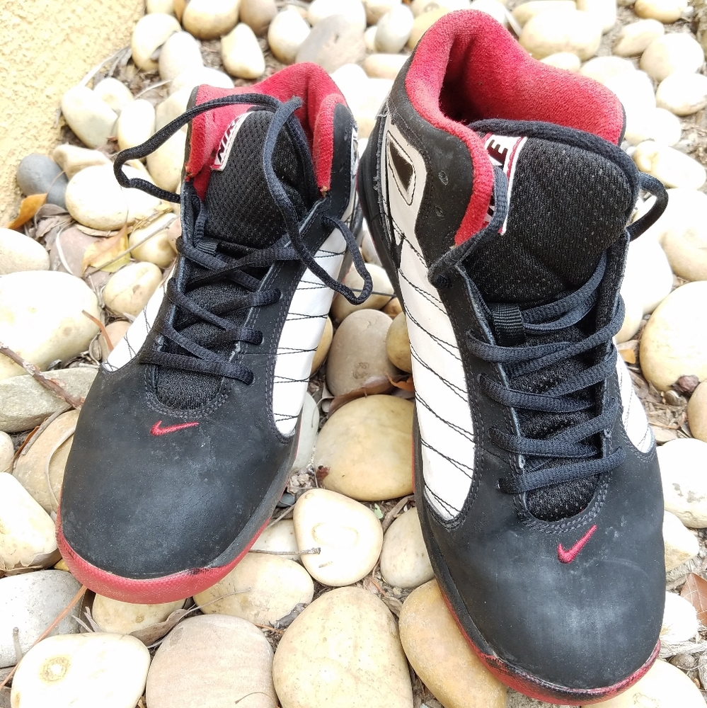 Nike White Res Black Basketball Shoes Sneakers 415244-002 Size 7 Y